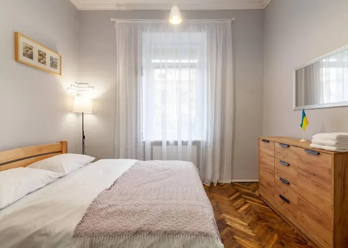 Apartamento 2 кім подобово на вулиці ткацькій 8, на 5 осіб - бічна замарстинівської новобуд авалон